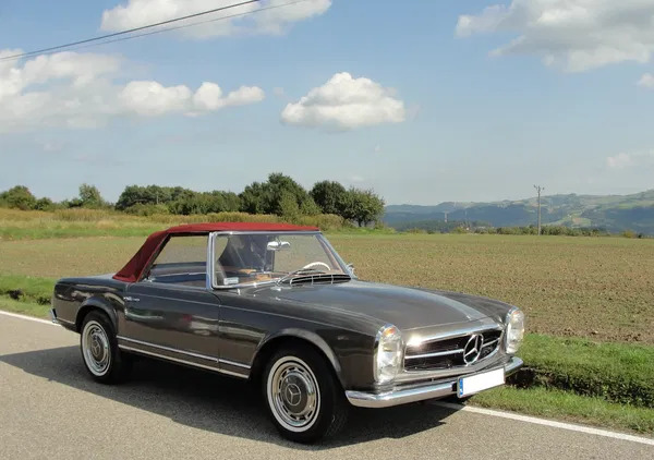 mercedes benz Mercedes-Benz Inny cena 399000 przebieg: 65000, rok produkcji 1963 z Lesko